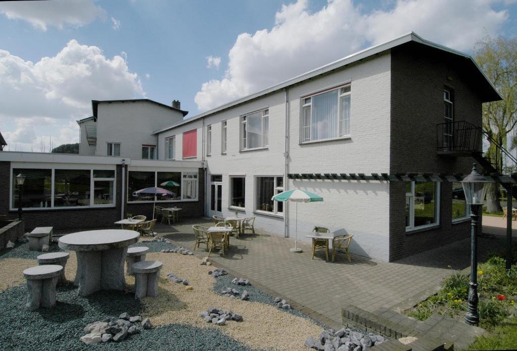 Hotel Restaurant Op De Beek Schin op Geul Kültér fotó