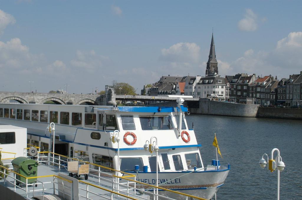 Hotel Restaurant Op De Beek Schin op Geul Kültér fotó