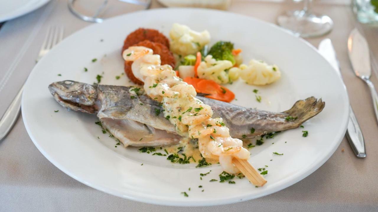 Hotel Restaurant Op De Beek Schin op Geul Kültér fotó